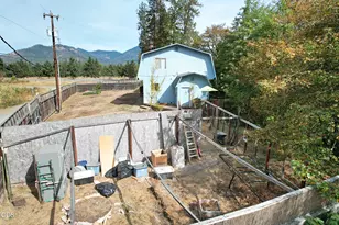 13600 Williams Hwy, Grants Pass, OR 97527 - Photo 30