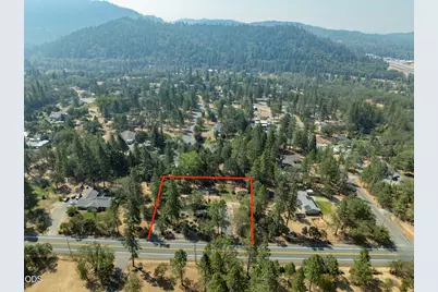 301 Lloyd Drive, Grants Pass, OR 97526 - Photo 42