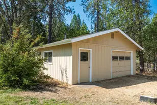 301 Lloyd Dr, Grants Pass, OR 97526 - Photo 34