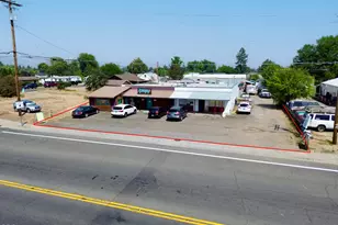 1252 W McAndrews Rd, Medford, OR 97501 - Photo 1