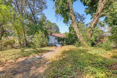 1327 NW Washington Boulevard, Grants Pass, OR 97526 - Photo 30