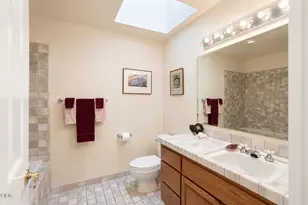155 Scenic Dr, Ashland, OR 97520 - Photo 26