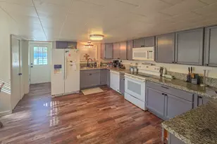 3757 Russell Rd, Grants Pass, OR 97526 - Photo 16
