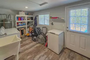 3757 Russell Rd, Grants Pass, OR 97526 - Photo 10