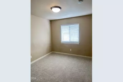 61101 SE Sydney Harbor Drive, Bend, OR 97702 - Photo 24