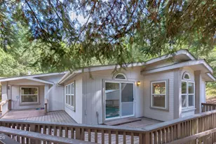 862 Autumn Ln, Glendale, OR 97442 - Photo 2