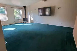 862 Autumn Ln, Glendale, OR 97442 - Photo 8
