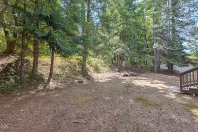 862 Autumn Lane, Glendale, OR 97442 - Photo 32
