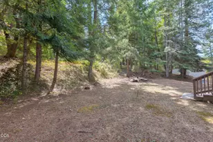 862 Autumn Ln, Glendale, OR 97442 - Photo 32