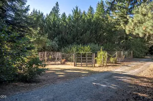 862 Autumn Ln, Glendale, OR 97442 - Photo 44