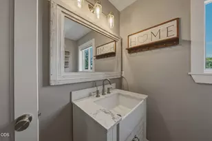 2813 NE N Pilot Butte Dr, Bend, OR 97701 - Photo 32
