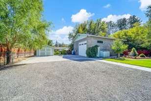 143 SW Beaver St, Prineville, OR 97754 - Photo 6