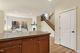 61212 Brittle Bush St, Bend, OR 97702 - Photo 10