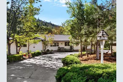 627 Carriage Road, Grants Pass, OR 97526 - Photo 2
