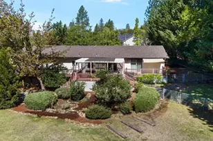 627 Carriage Rd, Grants Pass, OR 97526 - Photo 44