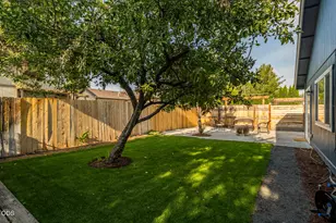 3029 SW Peridot Ave, Redmond, OR 97756 - Photo 24