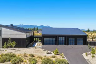 62333 McClain Dr, Bend, OR 97703 - Photo 2
