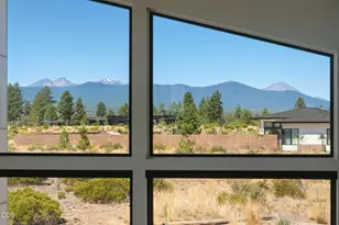 62333 McClain Dr, Bend, OR 97703 - Photo 40