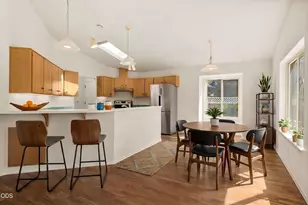 65015 Hopper Rd, Bend, OR 97703 - Photo 8