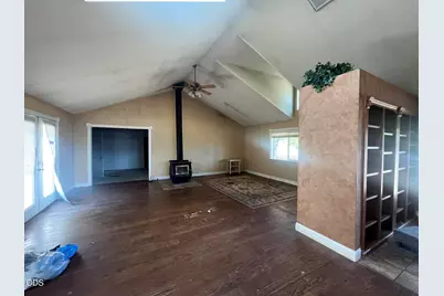8720 Butte Falls Highway, Eagle Point, OR 97524 - Photo 12