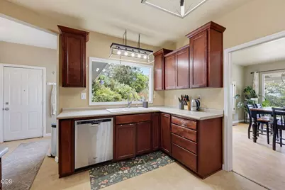 2657 Old Stage Road, Central Point, OR 97502 - Photo 12