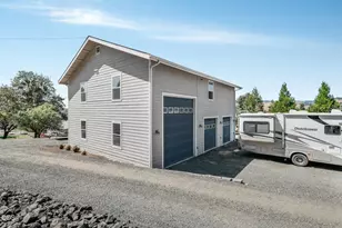 216 Terrace Dr, Glide, OR 97443 - Photo 26