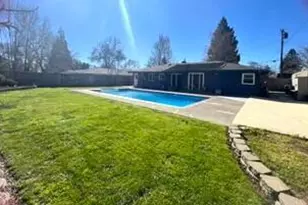 349 Lindero, Medford, OR 97504 - Photo 56