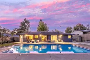 349 Lindero, Medford, OR 97504 - Photo 86