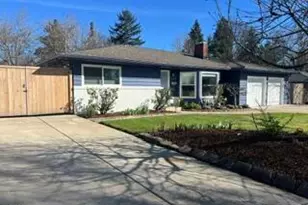 349 Lindero, Medford, OR 97504 - Photo 66