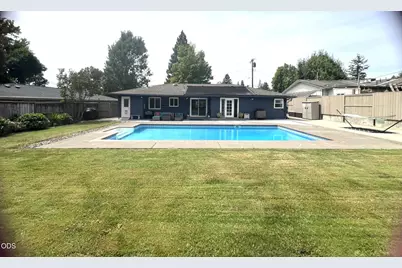 349 Lindero, Medford, OR 97504 - Photo 52