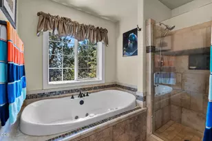 1581 NW City Heights Dr, Bend, OR 97703 - Photo 24