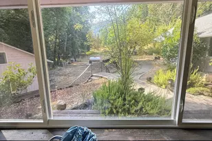5010 Griffin Creek Rd, Medford, OR 97501 - Photo 26