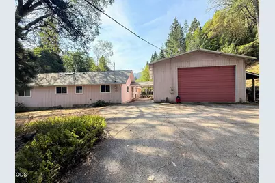 5010 Griffin Creek Road, Medford, OR 97501 - Photo 2