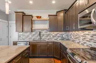 9323 Southeast Odessa Road, Prineville, OR 97754 - Photo 12