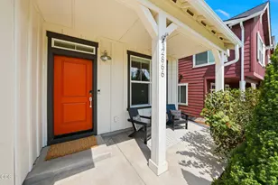 2866 NE Marea Dr, Bend, OR 97701 - Photo 2