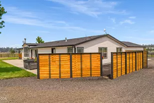 69435 Hinkle Butte Dr, Sisters, OR 97759 - Photo 62