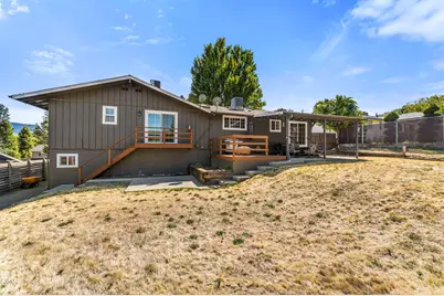 712 NW Savage Street, Grants Pass, OR 97526 - Photo 30