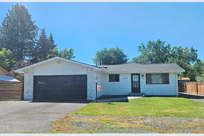 5144 Barry Avenue, Klamath Falls, OR 97603 - Photo 1