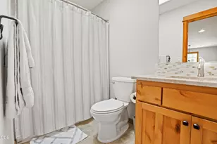 60814 Sawtooth Mountain Ln, Bend, OR 97702 - Photo 18