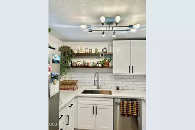 51530 Riverland Avenue, La Pine, OR 97739 - Photo 16