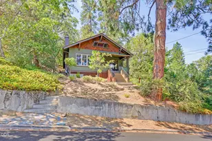 9 Hillcrest St, Ashland, OR 97520 - Photo 2