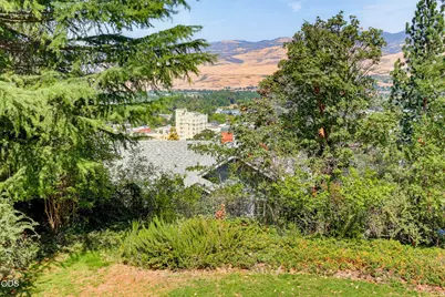 9 Hillcrest Street, Ashland, OR 97520 - Photo 44