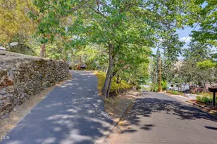 9 Hillcrest St, Ashland, OR 97520 - Photo 46