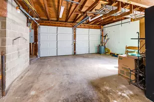 208 Kings Way, Central Point, OR 97502 - Photo 44