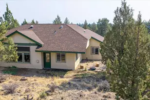 5851 NW 61st St, Redmond, OR 97756 - Photo 12