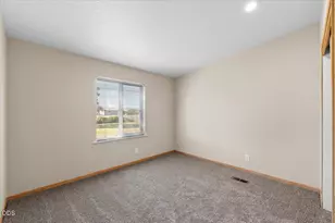 4301 Ave H, White City, OR 97503 - Photo 20