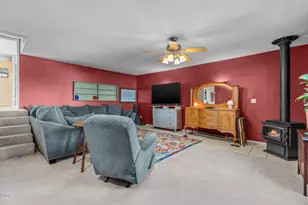 705 SW Belmont Ln, Madras, OR 97741 - Photo 16