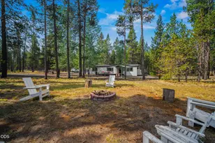 54761 Pinewood Ave, Bend, OR 97707 - Photo 32