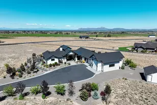 7521 SW Mill Iron Cir, Powell Butte, OR 97753 - Photo 78