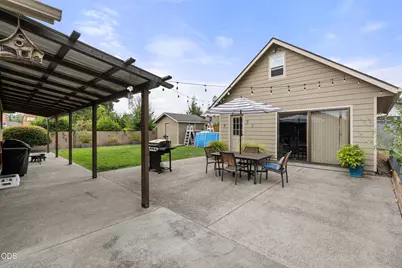 854 Delsie Drive, Grants Pass, OR 97527 - Photo 24